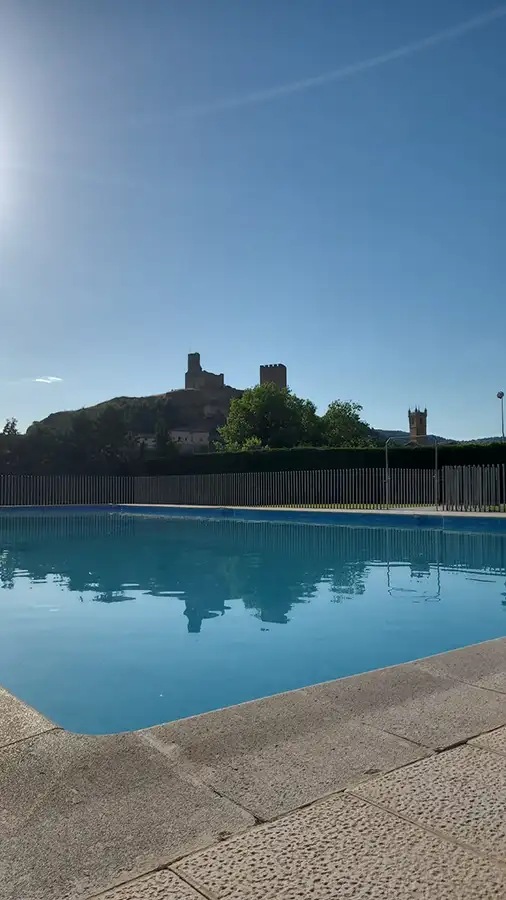 piscina uncastillo